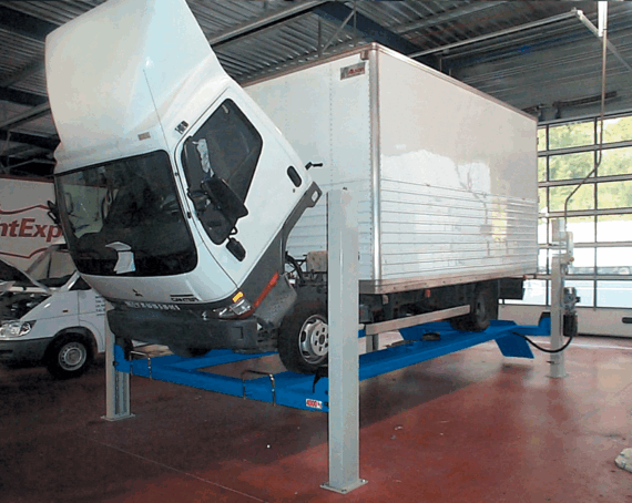 4-post lift RAV4405L