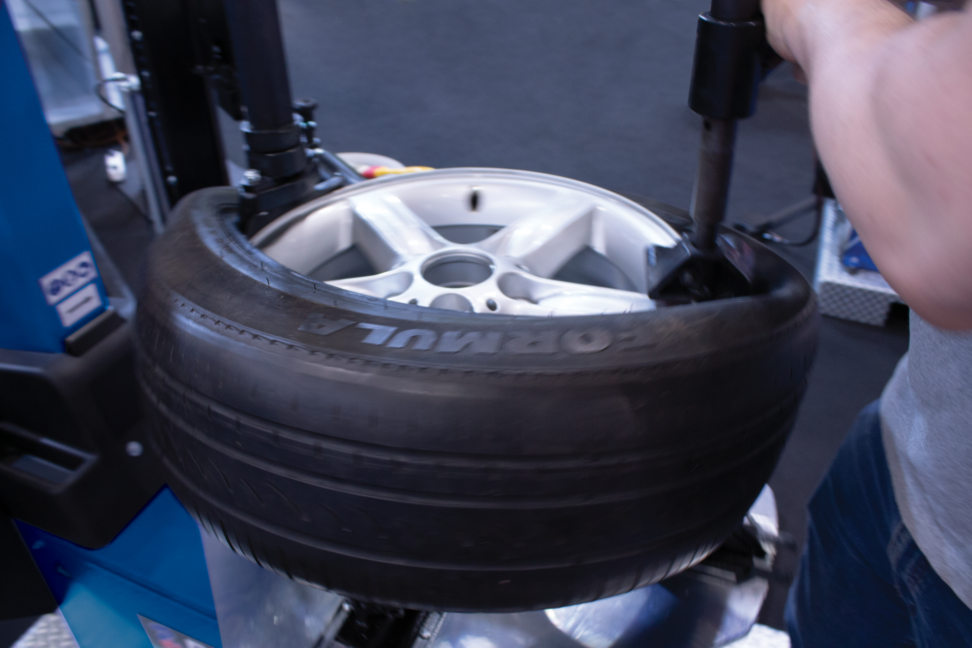 Tyre Changers SG4526 Series DI 08