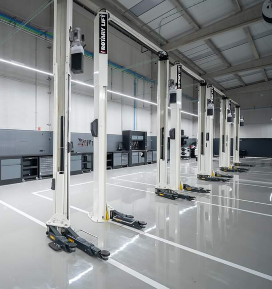 2 Post Lift SPOA40M BMW 02 PI